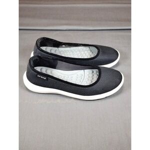 EUC Crocs Women 7 Reviva Ballet Flats Black Slip On Resort Walking Shoes 205880